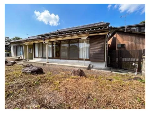 Oaza Katsuno (Kochiku Station) 4 million yen