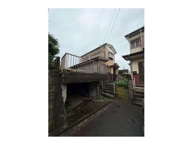 Kataoka (Tokaidaigakumae Station) 3,980,000 yen