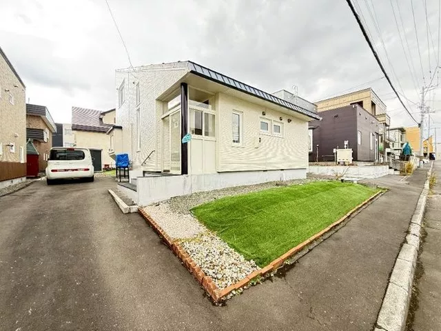 ◆ 3LDK+S in Midorigaoka, Ebetsu City ◆ 8-minute walk from bus stop "Jouhou Daigaku Mae"