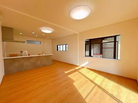 Marugame City, Iiyama Town Kawahara (Kurikum Station) 2-story 4LDK