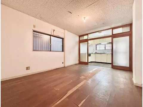 Steel frame 3-story building with 4LDK! Available for immediate move-in as it is vacant! - Image 3