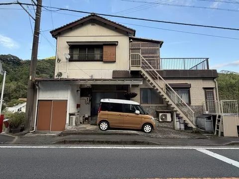 Shizuoka City Shimizu Ward Yui Iriyama (Yui Station) two-story building 6DK