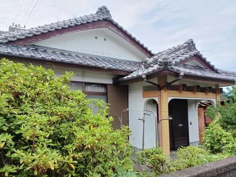 Saiki City, Tsurumi Oaza Ariakeura, 2-story, 6DK