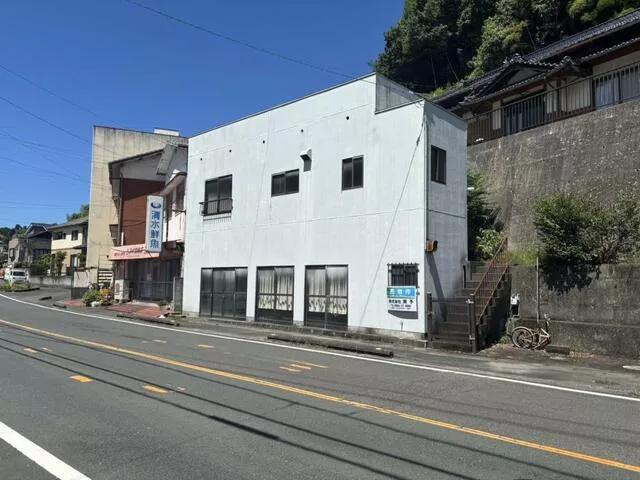 Yatsushiro, Yawatahama city (Yawatahama station) 2F 2K

4,000,000 yen