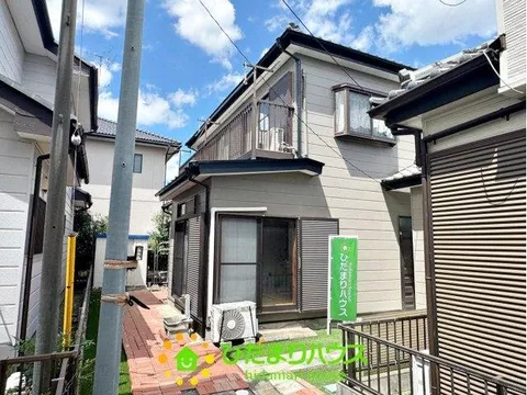 Good sunlight with a 6m road on the east side, easy access for vehicles ♪ A Peaceful warmth house after purchase