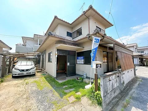 Used single-family home in Fukuyama City, Ekikacho, Oaza Bannokura