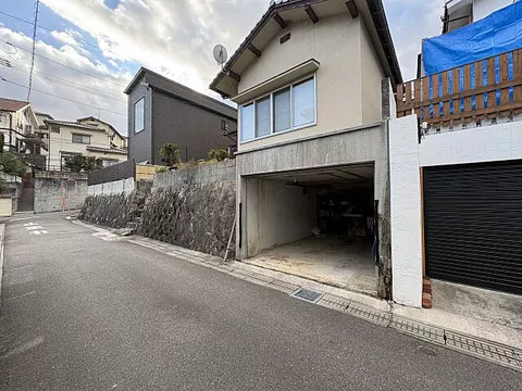 Used single-family home, Higashi Ward, Kamiyoshida 2-chome, land and building