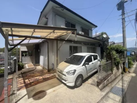 ◆Quiet residential area◆ With parking
