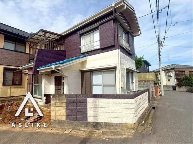 [Corner Lot] Car space ◆ All rooms with two-sided lighting ◆ Well-equipped ◆ Newly renovated inside and out