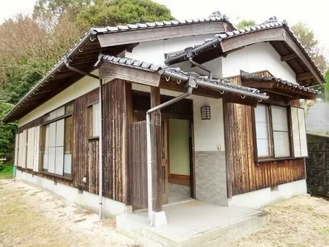 Kumage District, Tabuse Town, Beppu Otsunishi (Yanai Station) Single-story building 3LDK