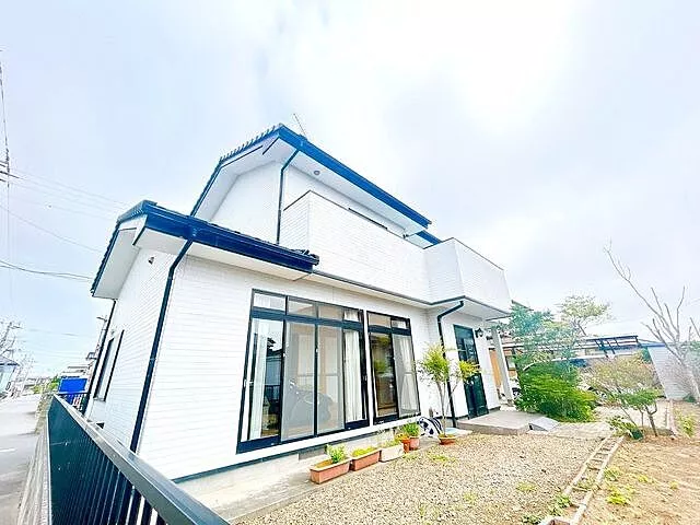 Used single-family home in Higashimatsushima City, Omagari, Yokonuma