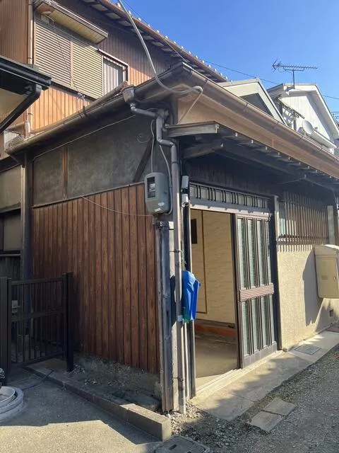 2-chome Sekido, Wakayama-shi, Wakayama (Kimiidera Sta.) 2F 5K

1,900,000 yen