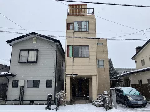 Ichinoseki City, Iwai Town (Ichinoseki Station) 3-story building 5DK
