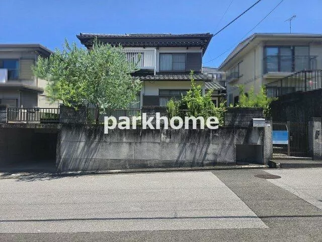 Kochi City, Haruno Town Heiwa (Sanbashi-dōri 5-chōme Station) 2-story 4DK