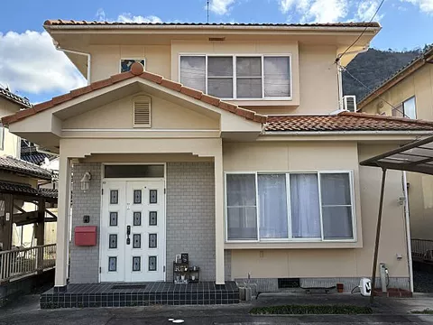 Used single-family home in Akiyama, Shiraki-cho, Asakita-ku