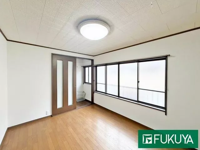 ◇ A house suitable for investment use with a history of renovations! ◇ Vacant, available for viewing anytime!