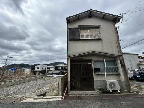 Otsu City, Inazu 2-chome (Ishiyama Station) 2-story building 3K