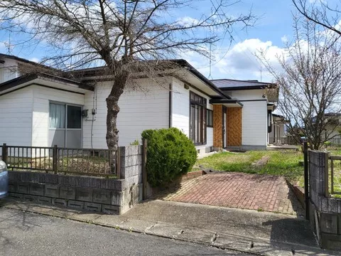 Osu City, Maesawa Kojō, Hira (Maesawa Station) Single-story building 3SK
