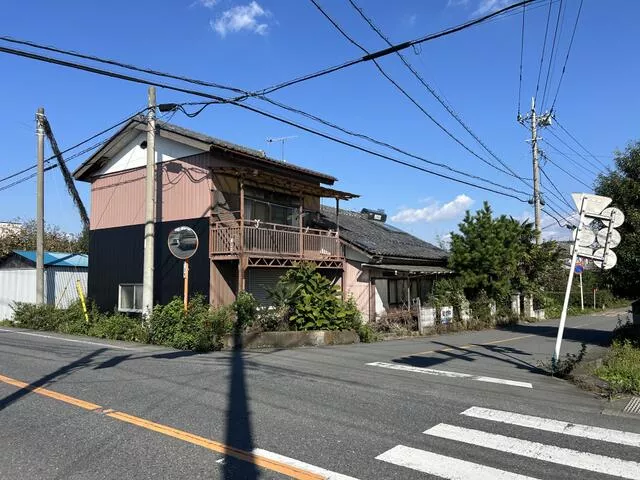 2F 7DK in Oaza-Teshigawara, Kamisato-cho, Kodama-gun

4,900,000 yen