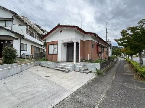 Uchigou Tsuzumimachi Akiyama (Uchigou Station) 4.8 million yen
