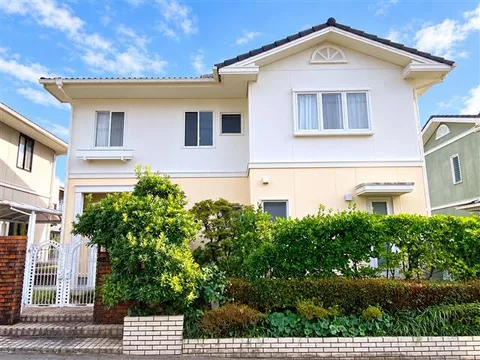 Matsuyama City Yuyama 5-chome 2-story 4LDK