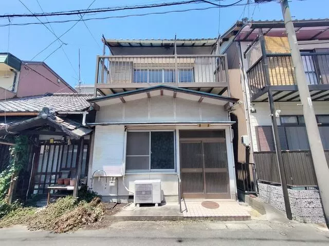 Tsushima City, Fujinami-cho 3-chome (Tsushima Station) 2-story building 5DK