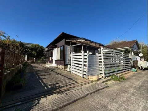 Spacious one-room house♪