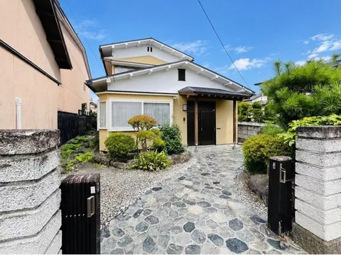 ■The water facilities have been completely renewed. Although it is an older property, it is in good condition.