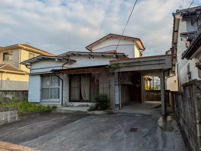 Saiki City, Higashimachi (Saiki Station) 2-story building, 6DK