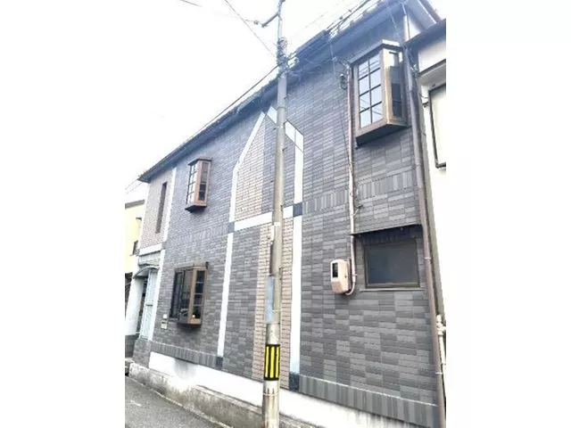● 8 minutes on foot from JR Line "Suita Station"! ● 15 minutes on foot from Hankyu Senri Line "Suita Station"!