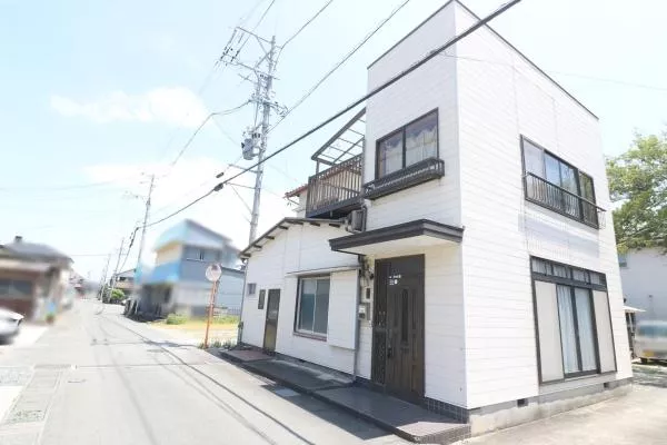 Iwata City, Ikeda (Iwata Station) 2-story building 5DK