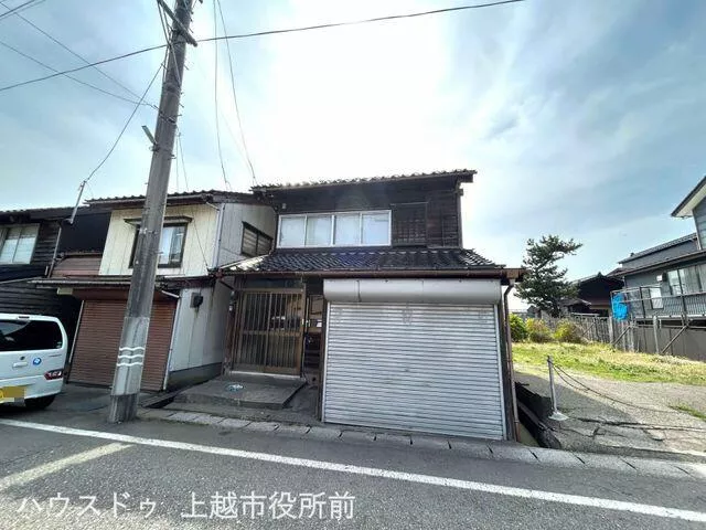 Joetsu City, Oaza Kuroi (Kuroi Station) 2-story building 6DK