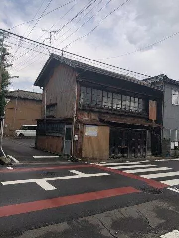 1200m walk from JR Echigo Line "Kashiwazaki" Station