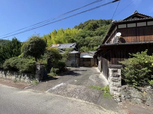 Imabari City, Omishima Town, Asu (Imabari Station), single-story building, 7DK