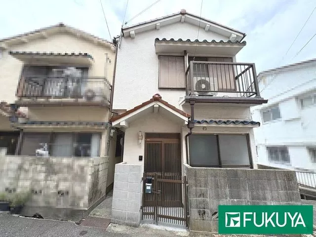 Renovation completed in August of the 8th year of Reiwa♪ South-facing, therefore good sunlight!