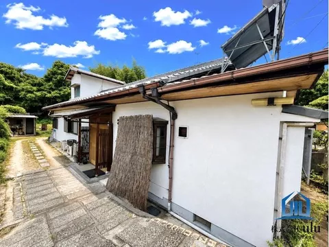 Oaza Hirao (Chikuyama Station) 4.9 million yen - Image 1