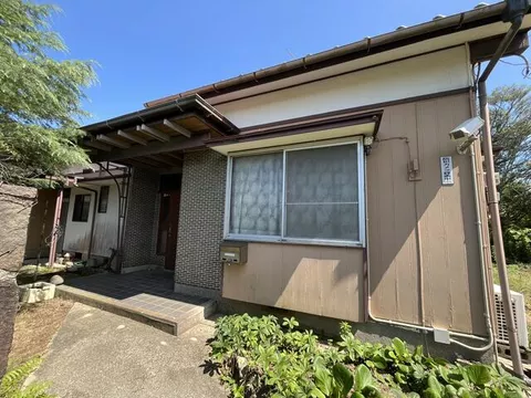 Nagasu Town, Tamana District, Oaza Nagashio (Nagasu Station) Single-story building 5DK