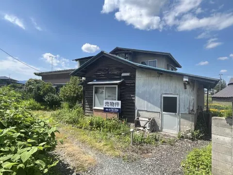 Hanamaki City, Kaminako, Wada (Hanamaki Station) 2-story building 11K