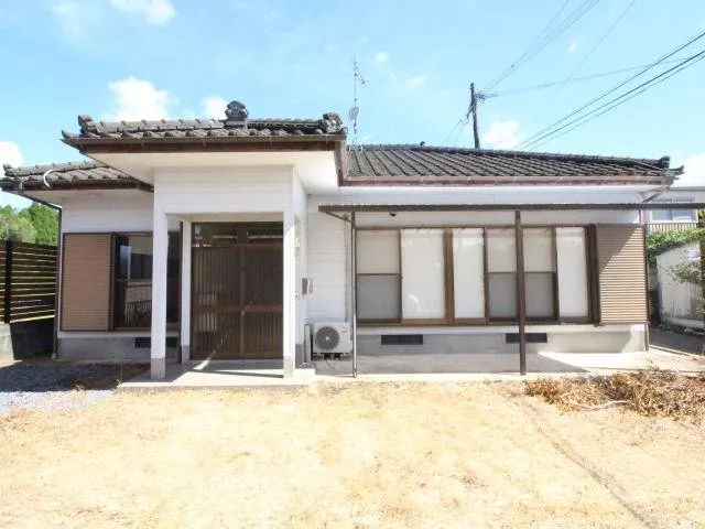 Income property currently occupied with a rent of 29,000 yen!