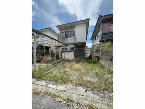 Watase, Yoshikawa-cho, Miki-city (Miki station) 2F 4DK

1,400,000 yen