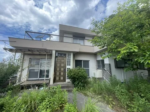 Nagasaki City, Tsuji Town (Iwayabashi Station) 2-story building 5K