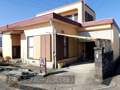 Itano District, Itano Town, Yabu, Higashiura 2-story building 4DK