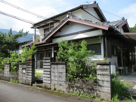 Hamamatsu City, Tenryu Ward, Haruno Town, Miyagawa (Futamata Honcho Station) 2-story building 6DK