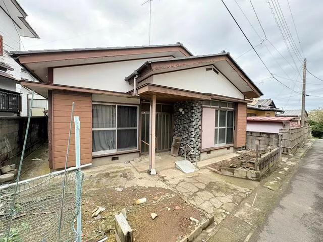 Hitachinaka City Ushikubo 1-chome (Tono-yama Station) Single-story building 4DK