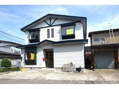 Used single-family home 7 minutes on foot from Yokobori Station on the JR Ou Main Line