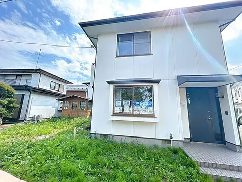 Used single-family home in Naganaidai 2-chome, Hachinohe City