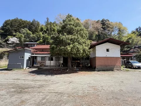 Otsuki City, Shihotown, Katsuno (Saruhashi Station) 2-story building 7SLDK