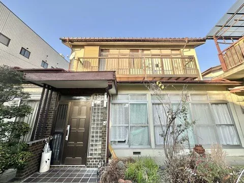 2F 5DK in Aoyanagi-cho, Fujikawa-cho, Minamikoma-gun, Hokkaido

3,500,000 yen