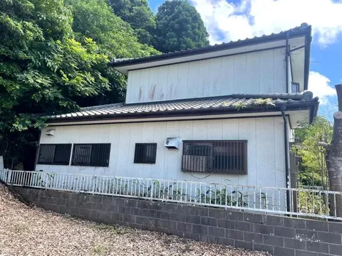 2,800,000 yen (Choji, Katori Station)