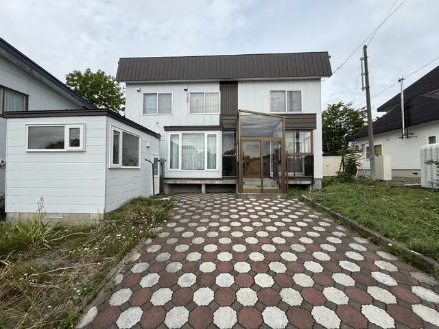 Iwamizawa City Hinodecho (Iwamizawa Station) 2-story 5LDK